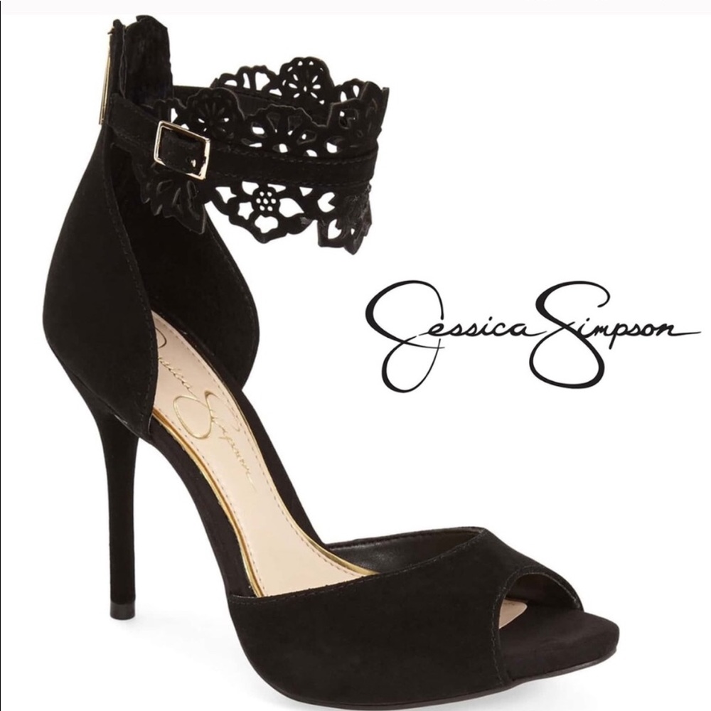 Jessica Simpson Black Pumps